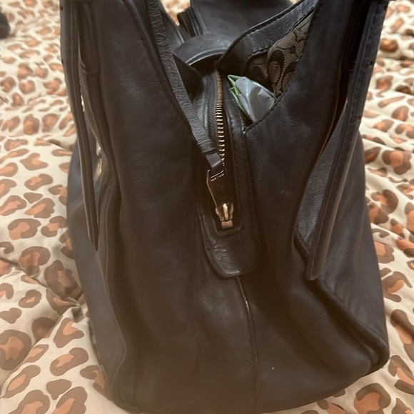 Black vintage coach purse - Picture 5 of 9